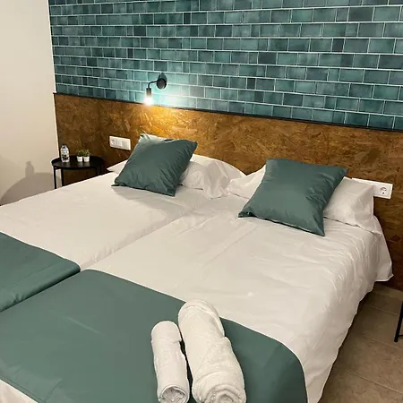 Oreneta - Hotel 2*